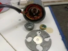 HA1-7 motor opened up with the damping felt ring and washer plate removed